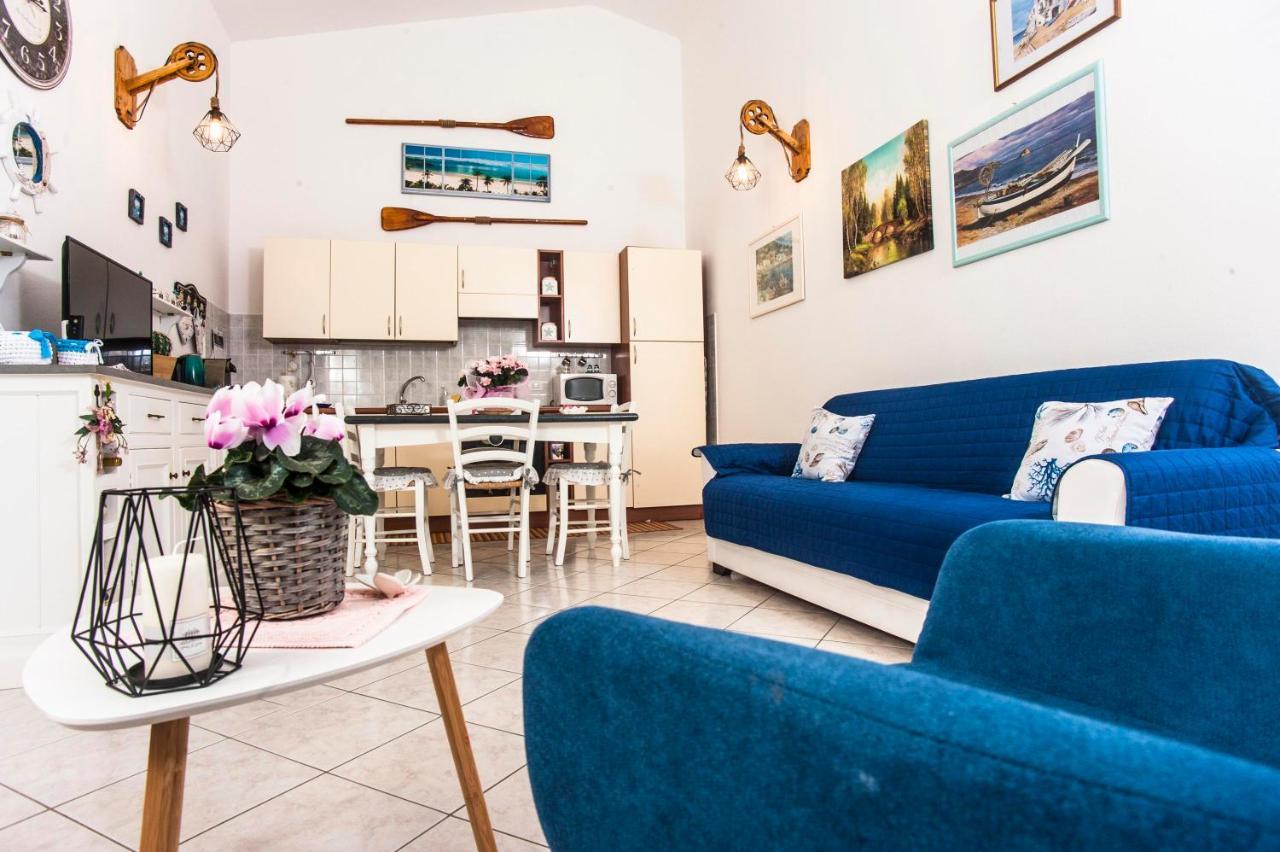 Casa Vacanze Luna Pula Bagian luar foto